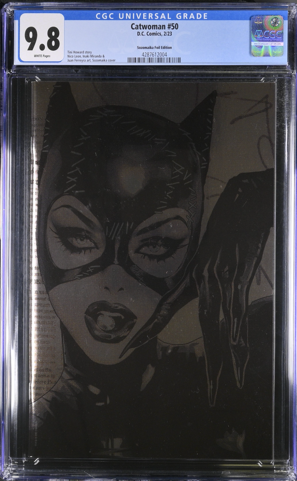 Catwoman #50 Sozomaika 1:50 Foil Retailer Incentive Variant CGC 9.8