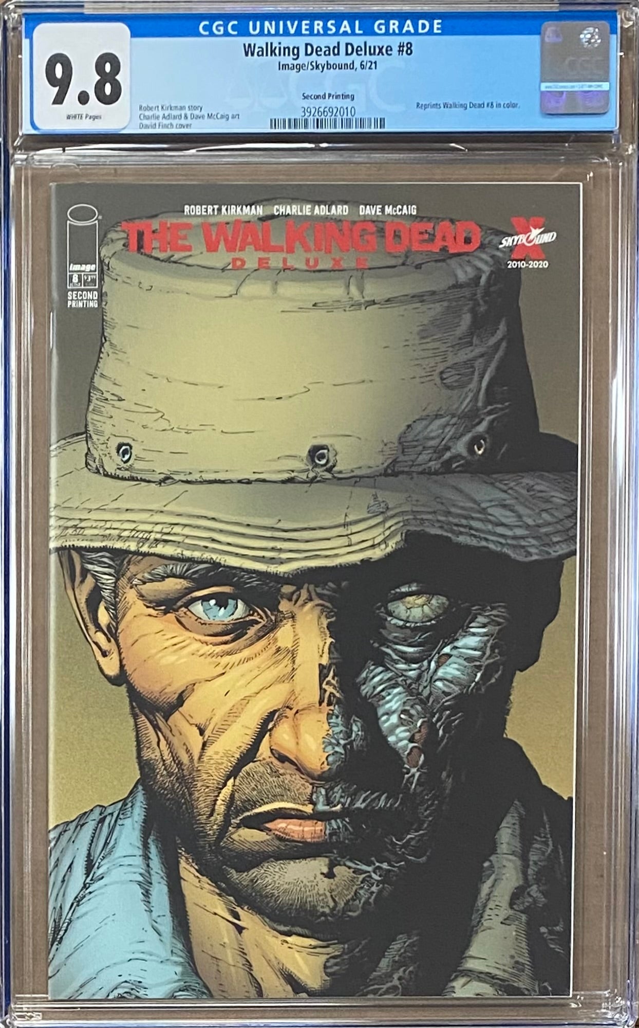 Walking Dead Deluxe #8 Second Printing CGC 9.8
