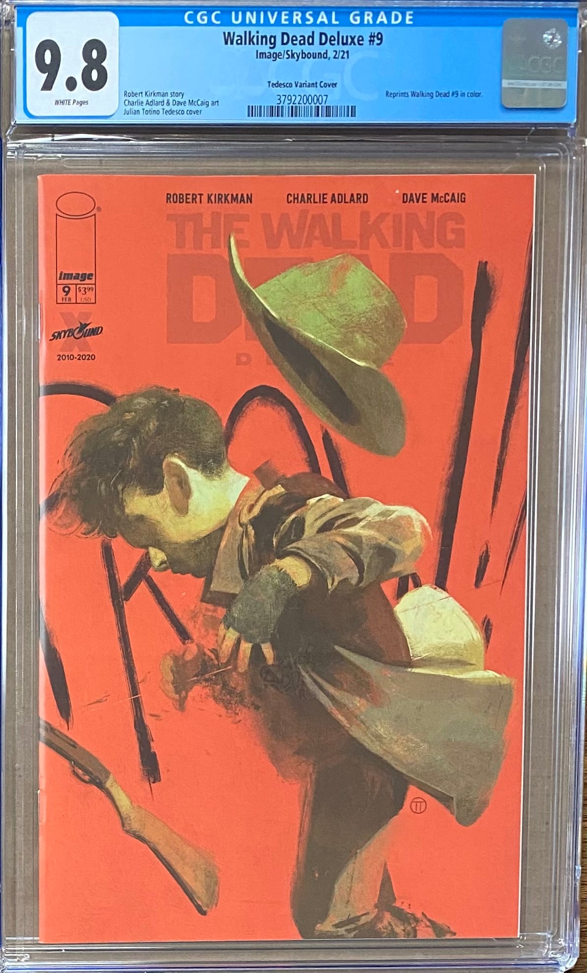 Walking Dead Deluxe #9 Tedesco Variant CGC 9.8