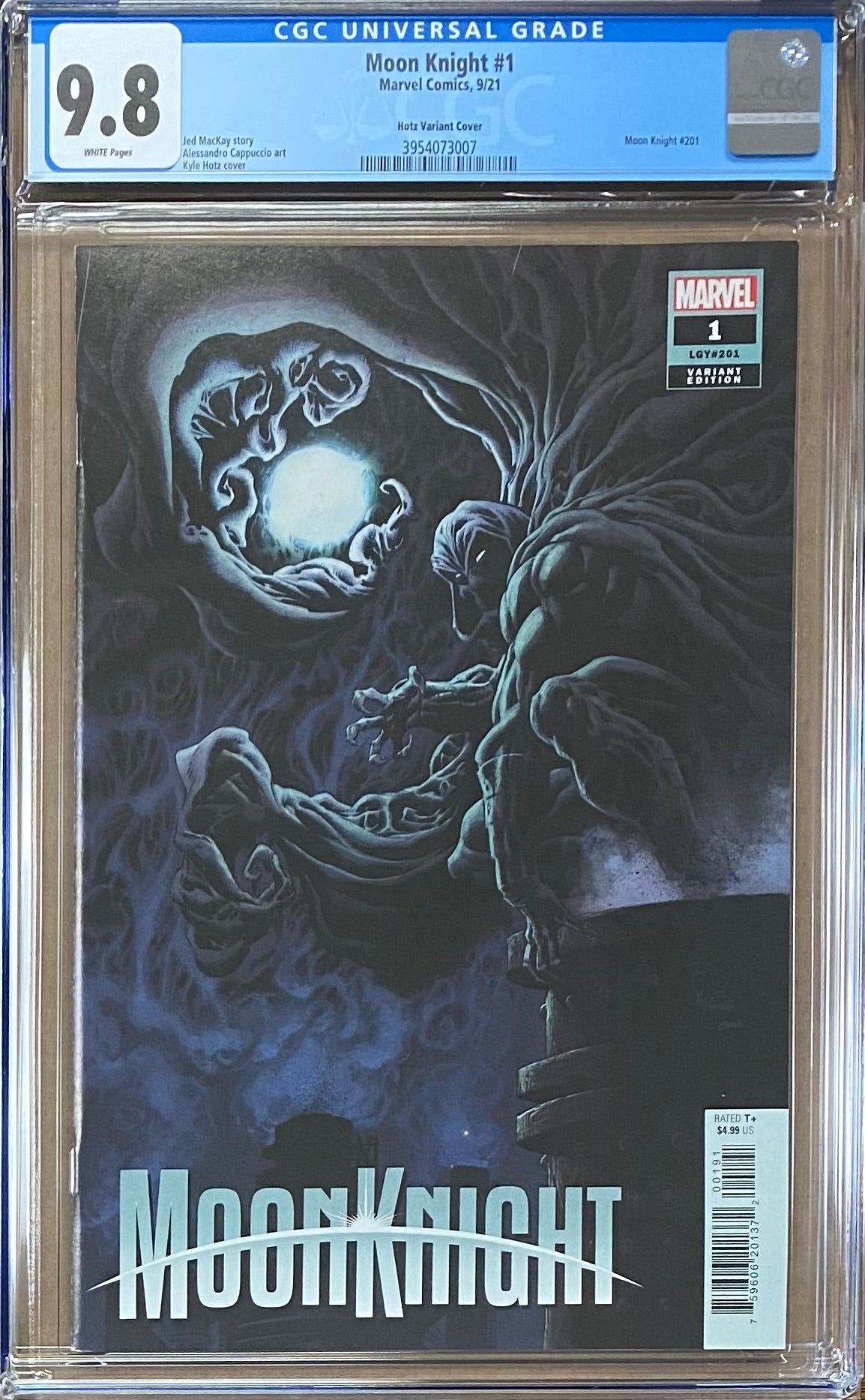Moon Knight #1 Hotz 1:25 Retailer Incentive Variant CGC 9.8