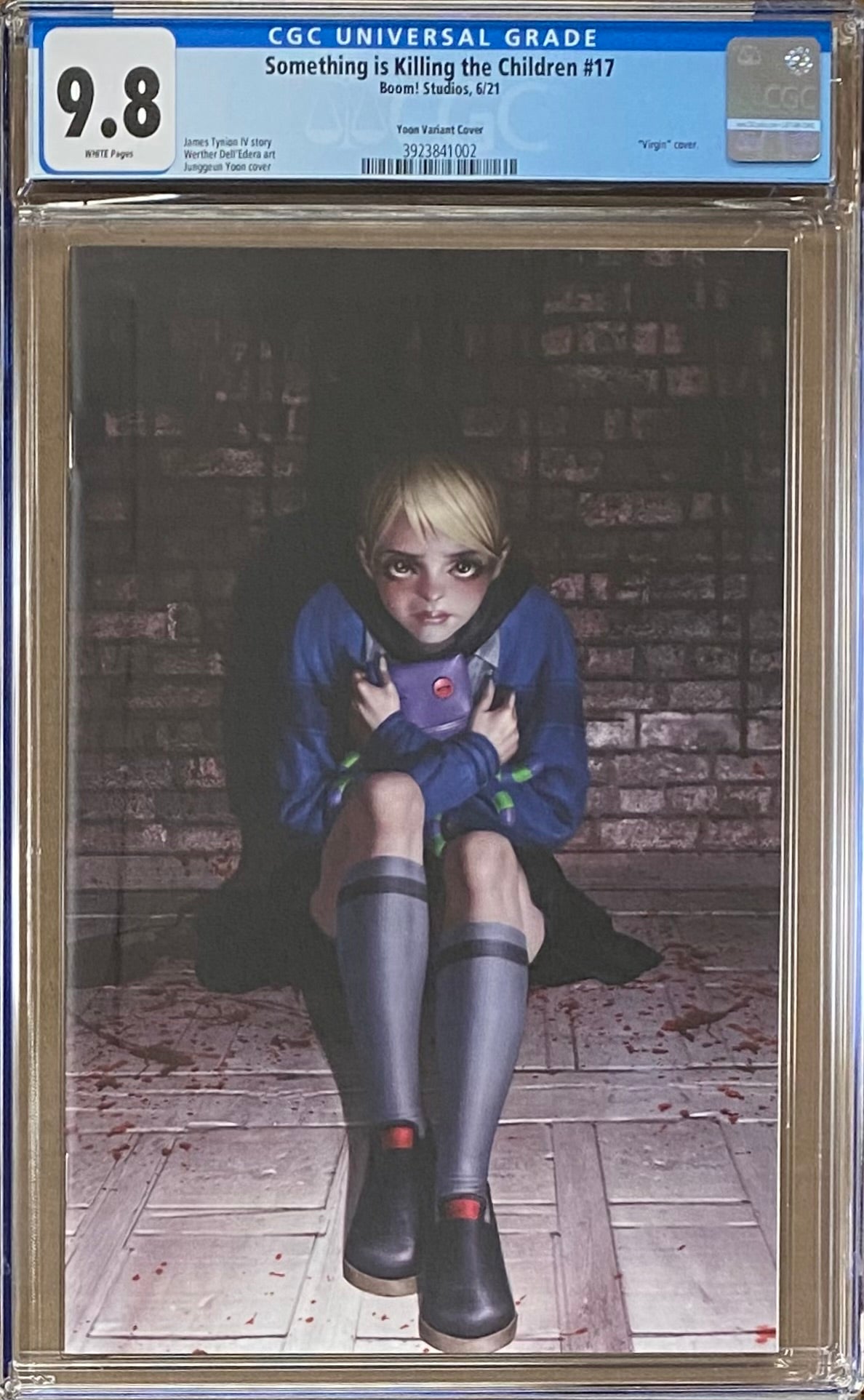 Something is Killing the Children #17 1:25 Retailer Incentive Variant CGC 9.8