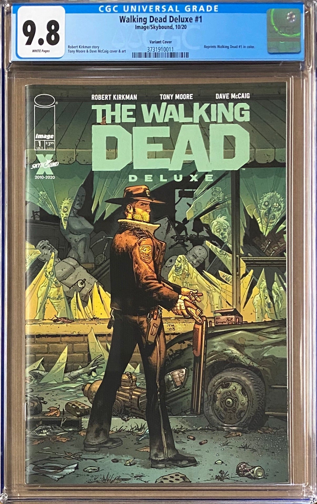 Walking Dead Deluxe #1 Moore Variant CGC 9.8