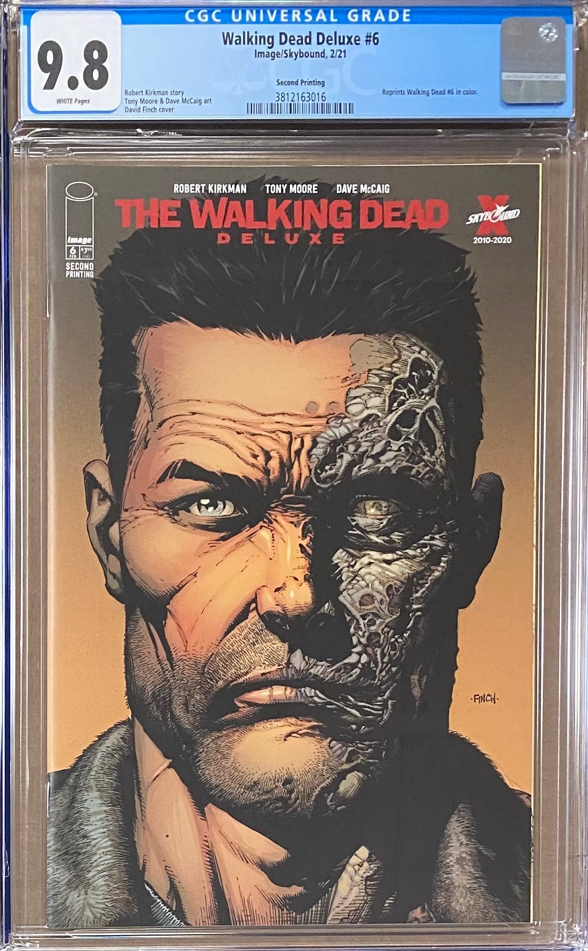 Walking Dead Deluxe #6 Second Printing CGC 9.8