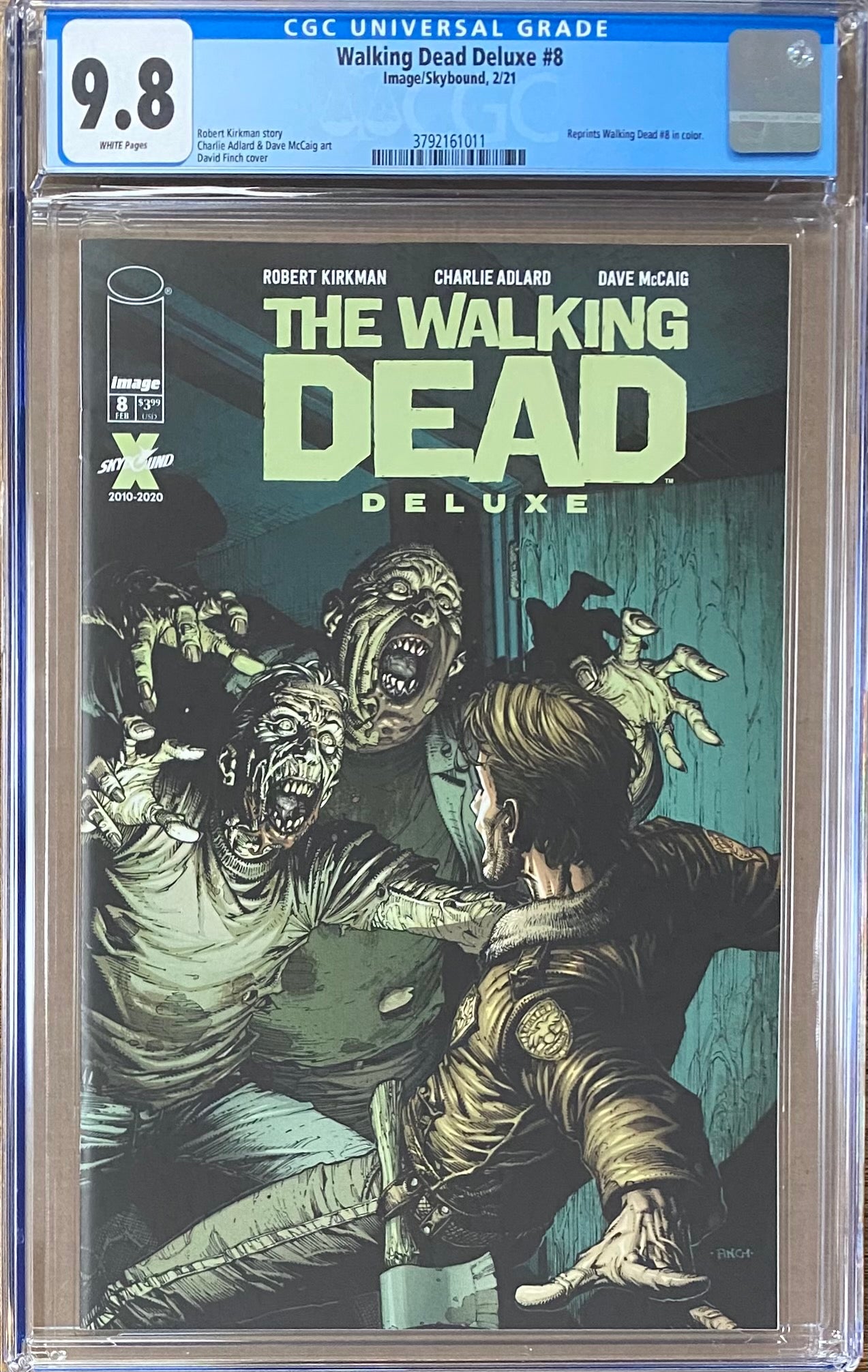 Walking Dead Deluxe #8 CGC 9.8