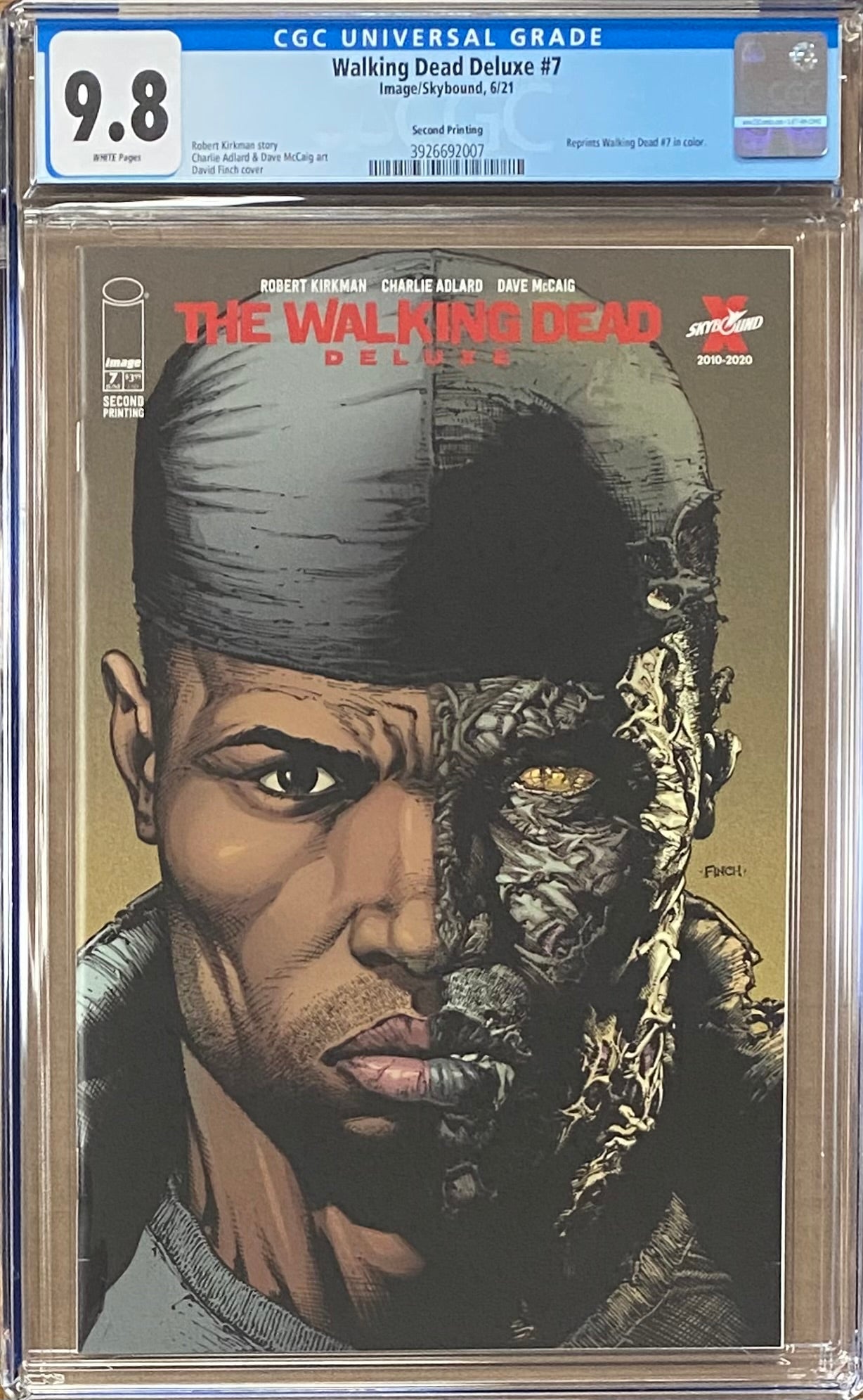 Walking Dead Deluxe #7 Second Printing CGC 9.8