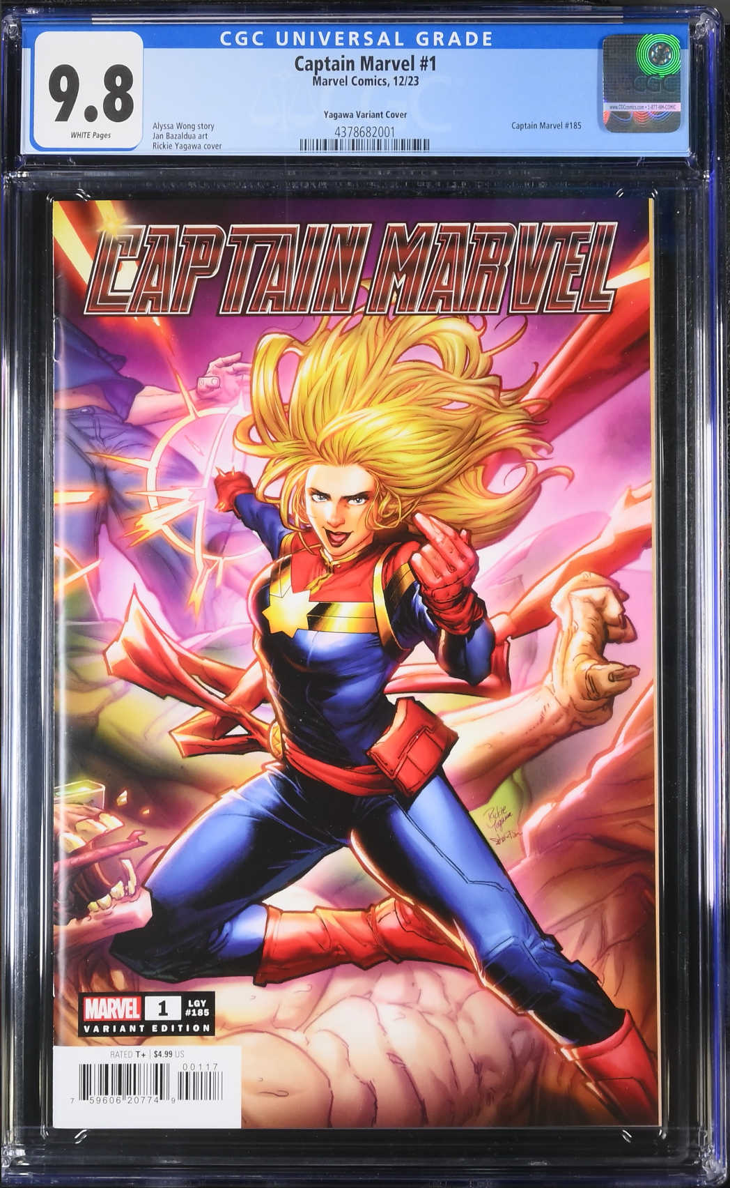 Captain Marvel #1 Yagawa 1:25 Retailer Incentive Variant CGC 9.8