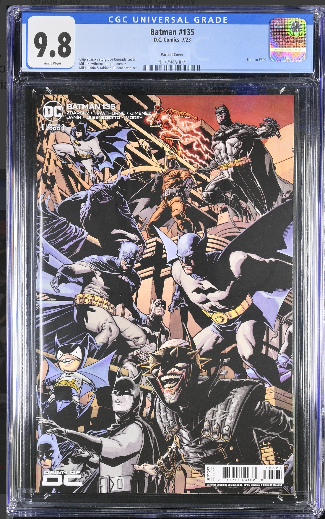 Batman #135 (#900) - Cover B - Quesada Connecting Variant CGC 9.8