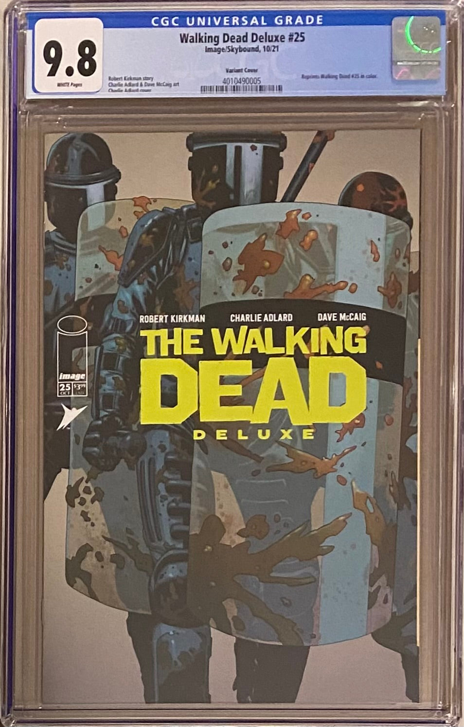 Walking Dead Deluxe #25 Variant CGC 9.8