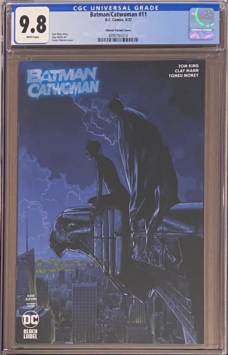 Batman Catwoman #11 Charest Variant DC Black Label CGC 9.8