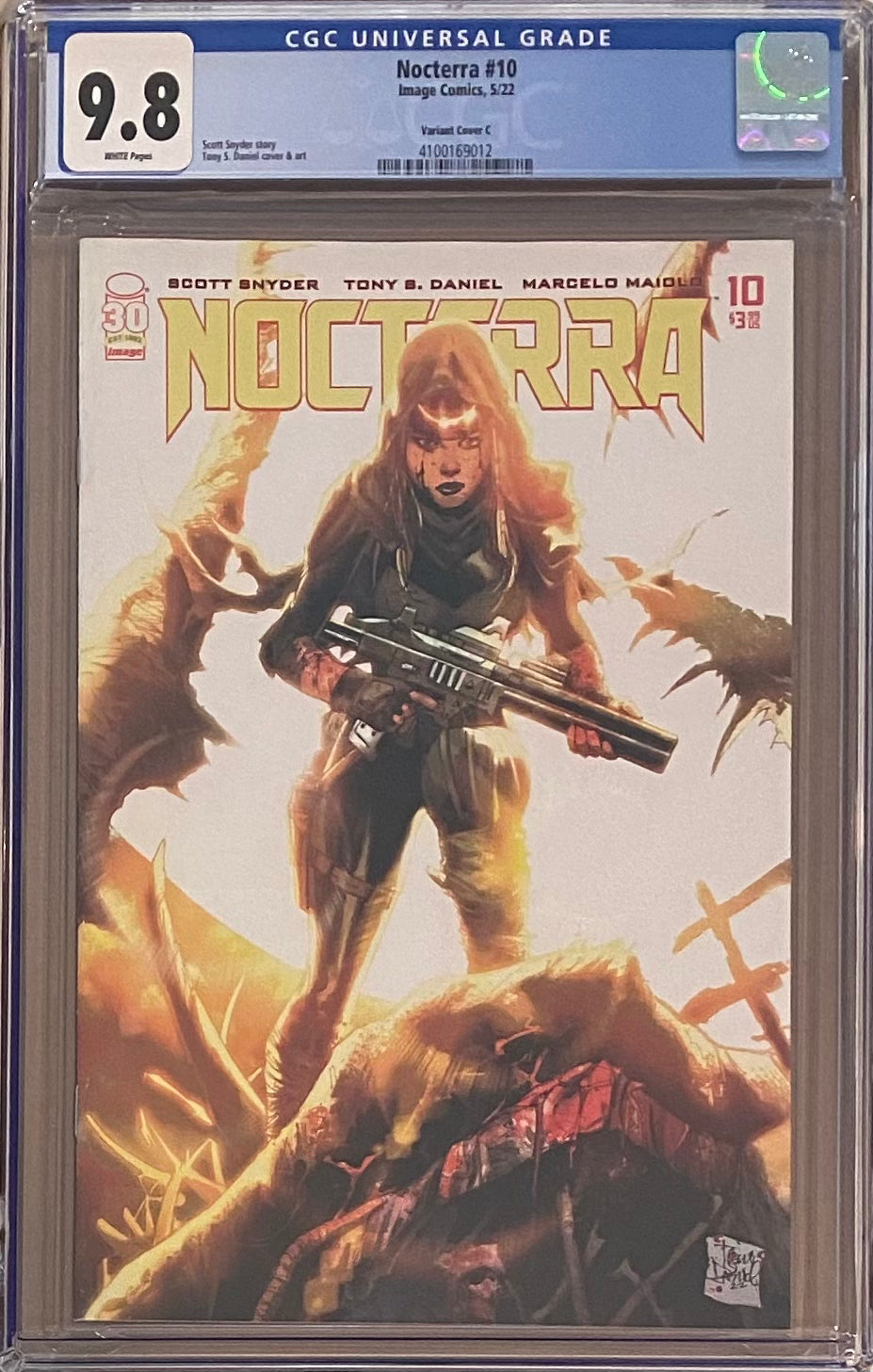 Nocterra #10 Daniel Variant CGC 9.8