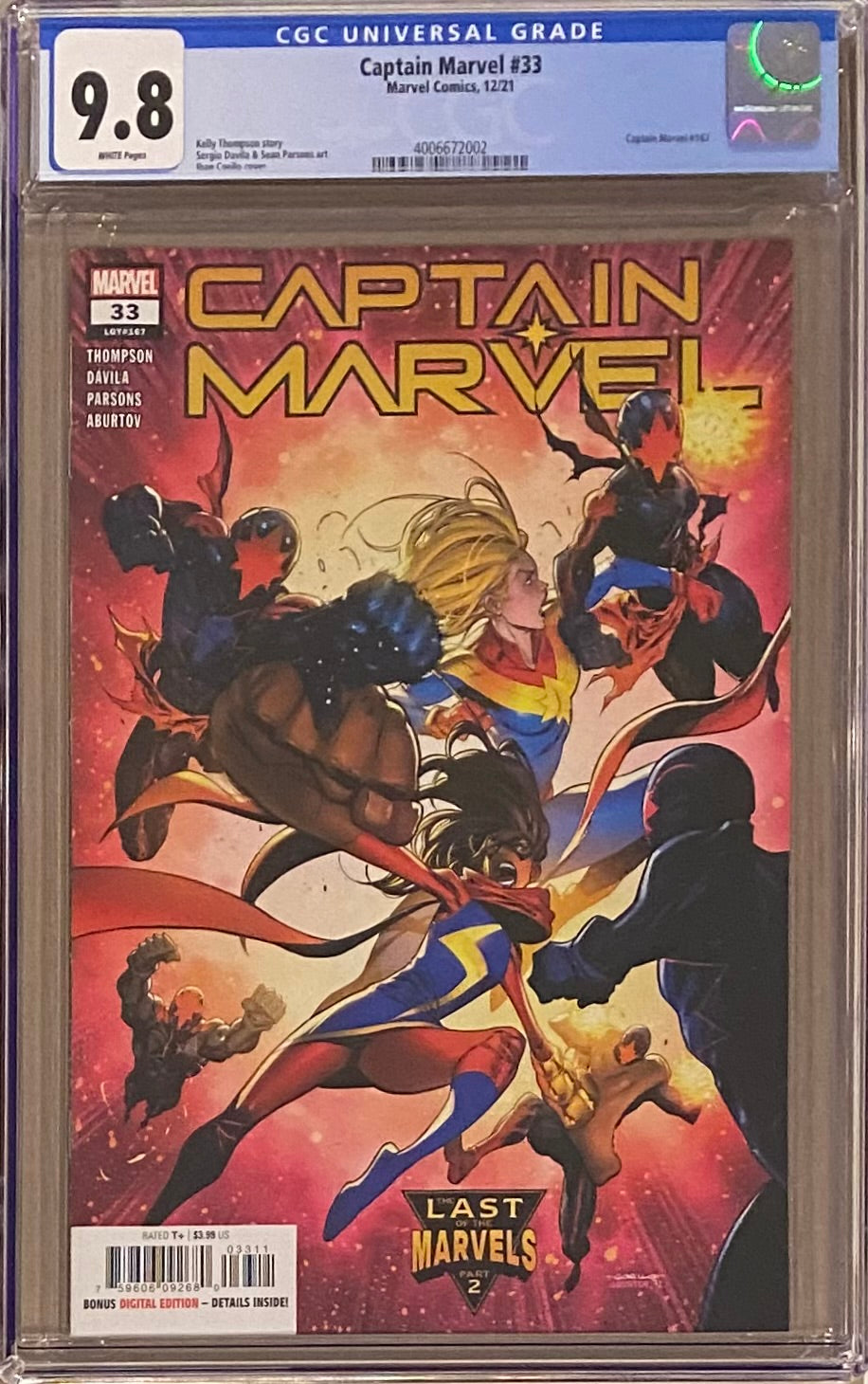 Captain Marvel #33 CGC 9.8
