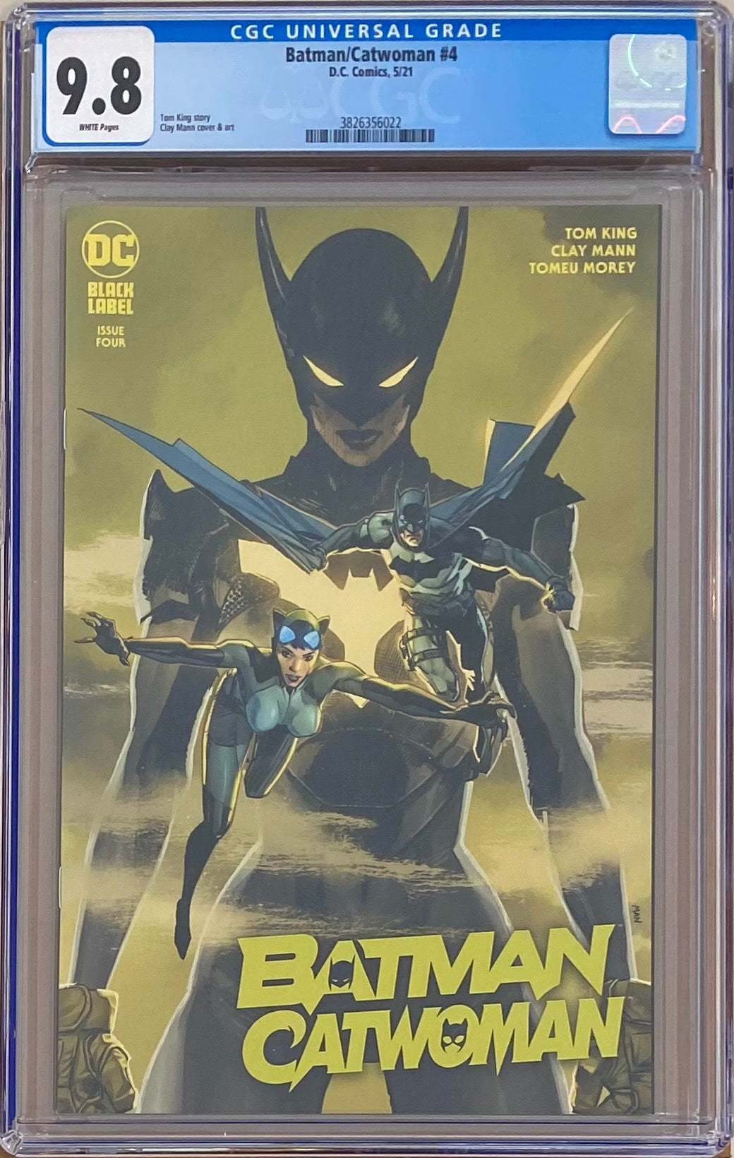 Batman Catwoman #4 DC Black Label CGC 9.8