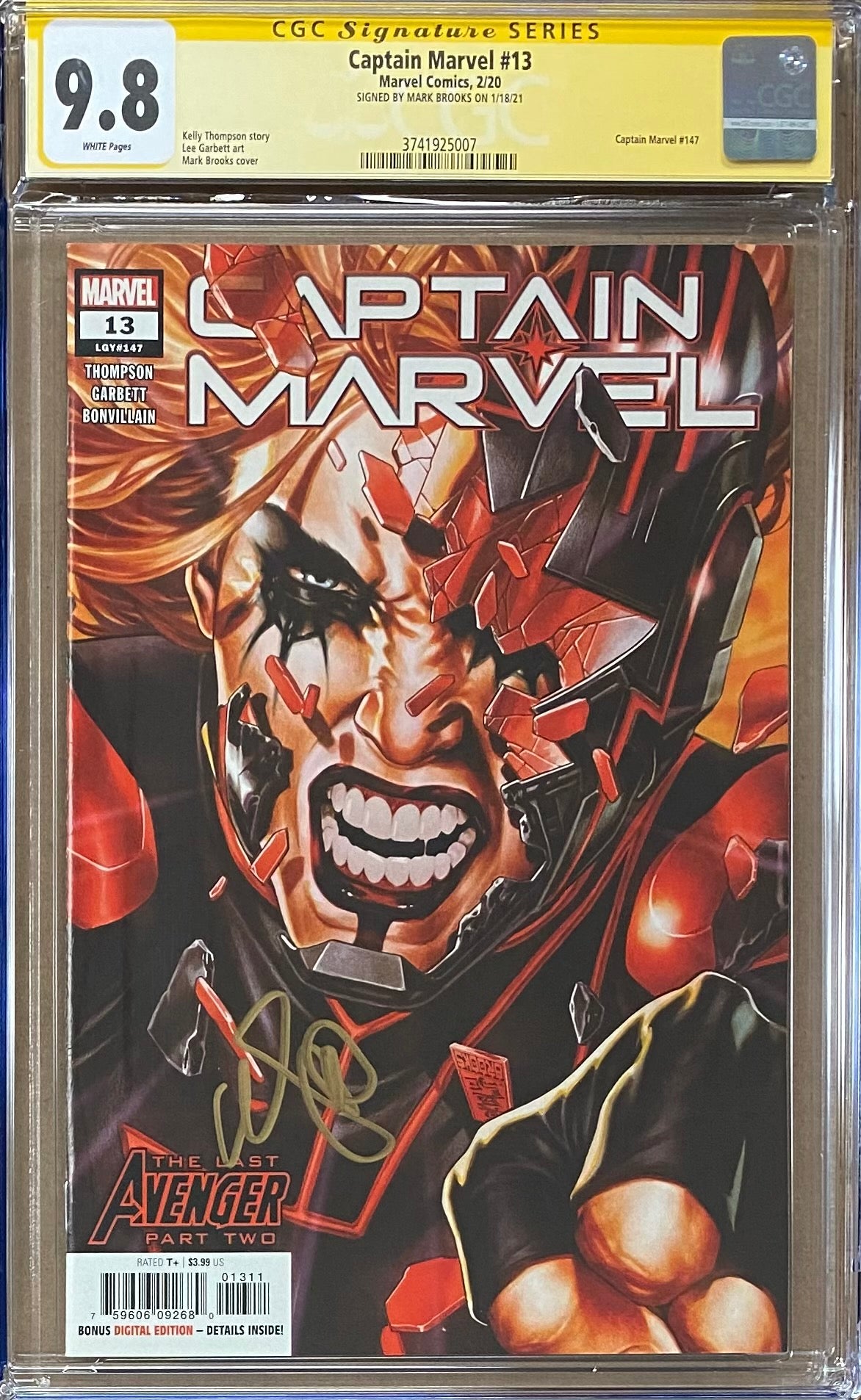 Captain Marvel #13 CGC 9.8 SS