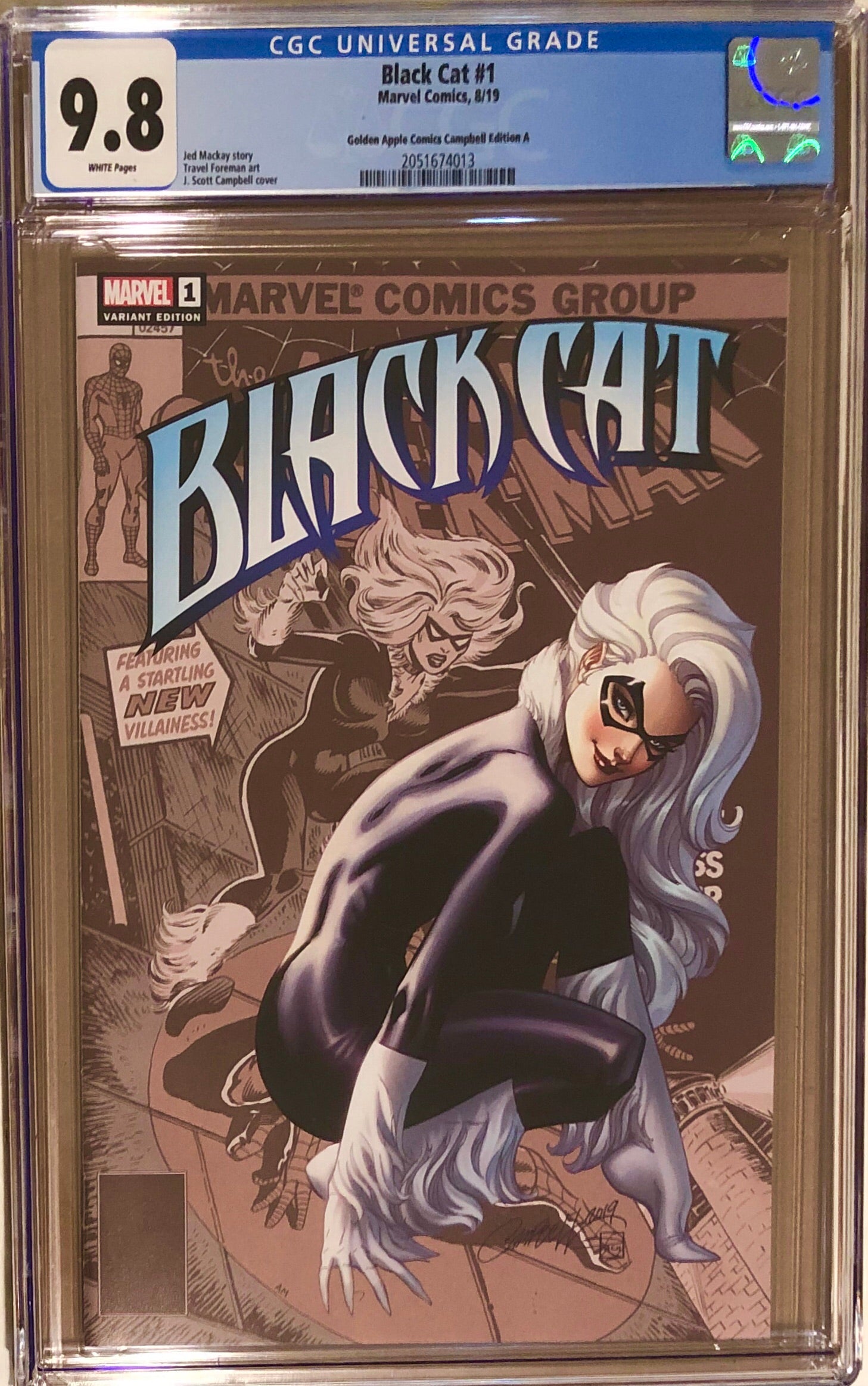 Black Cat #1 J. Scott Campbell Golden Apple Comics Exclusive CGC 9.8