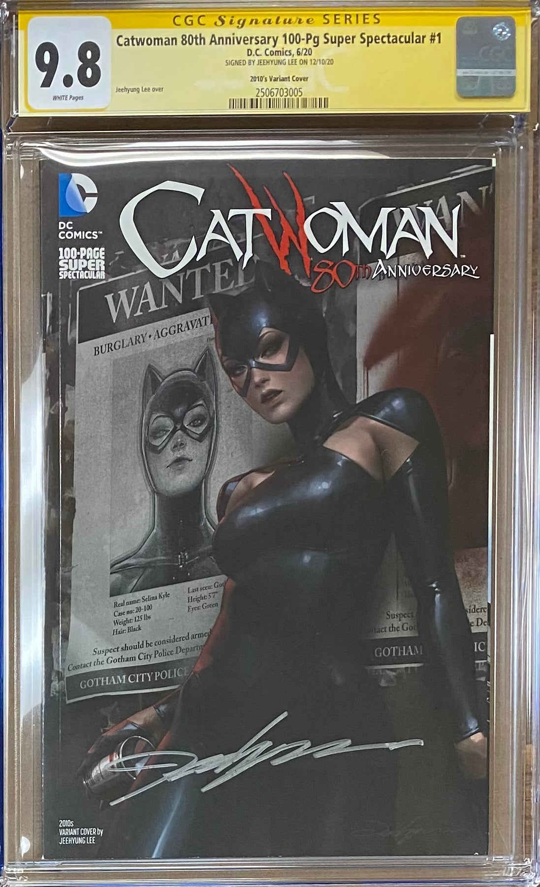 Catwoman 80th Anniversary 100 Page Super Spectacular #1 JeeHyung Lee 2010s Variant CGC 9.8 SS