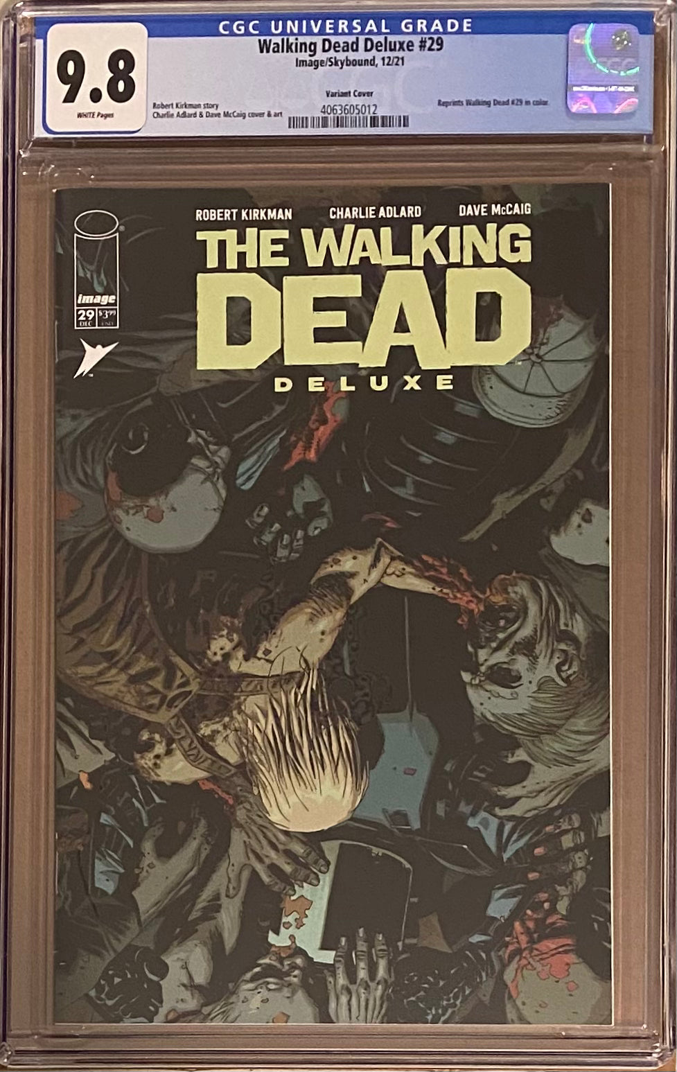 Walking Dead Deluxe #29 Variant CGC 9.8