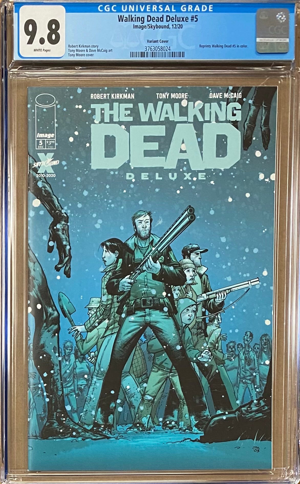 Walking Dead Deluxe #5 Variant CGC 9.8